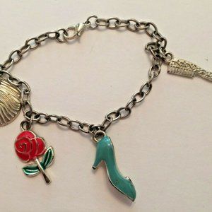 Charm Bracelet Turquoise Shoe Silvertone Comb A132